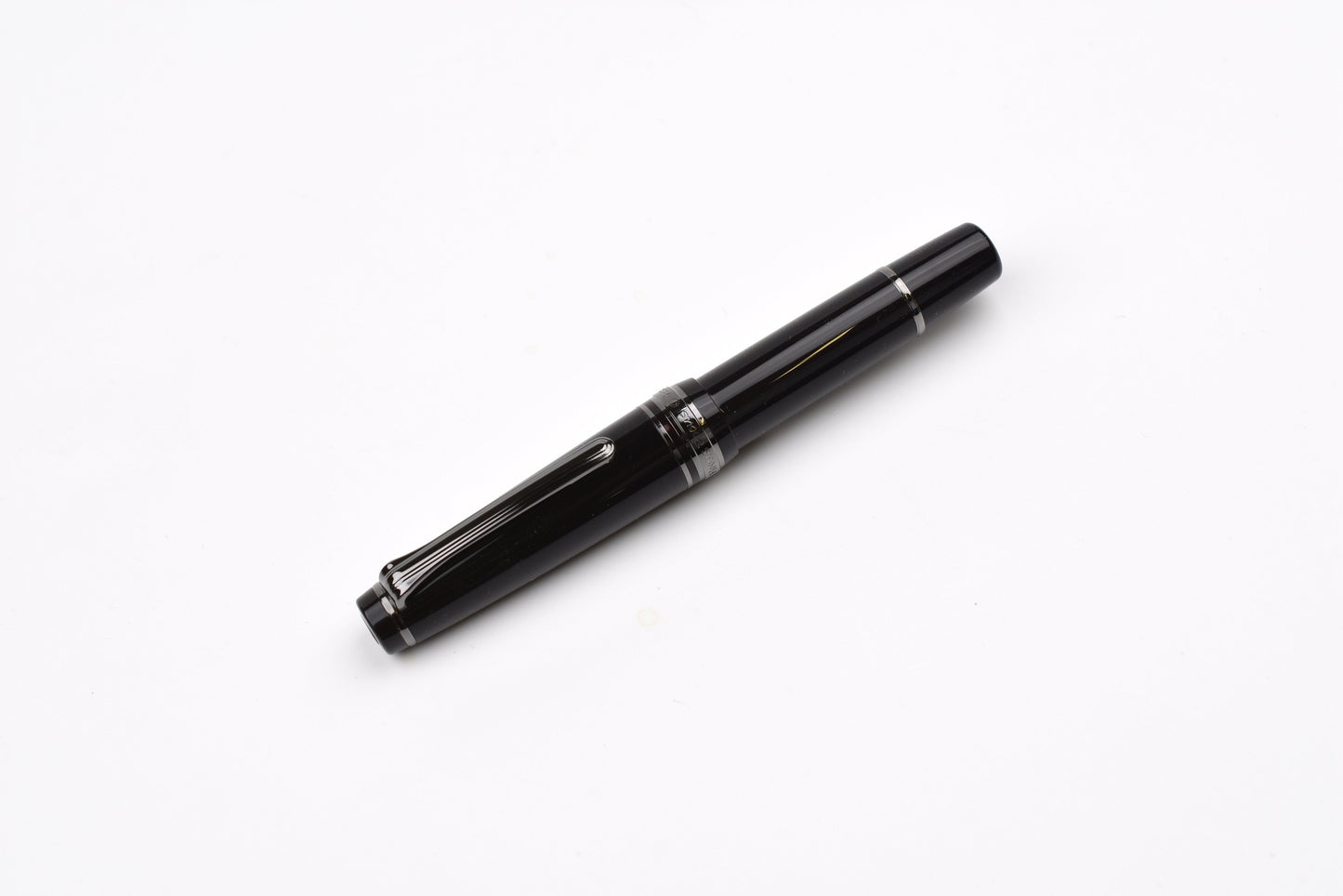BUNGUBOX Original Fountain Pen - The Mini Witch
