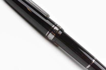 BUNGUBOX Original Fountain Pen - The Mini Witch