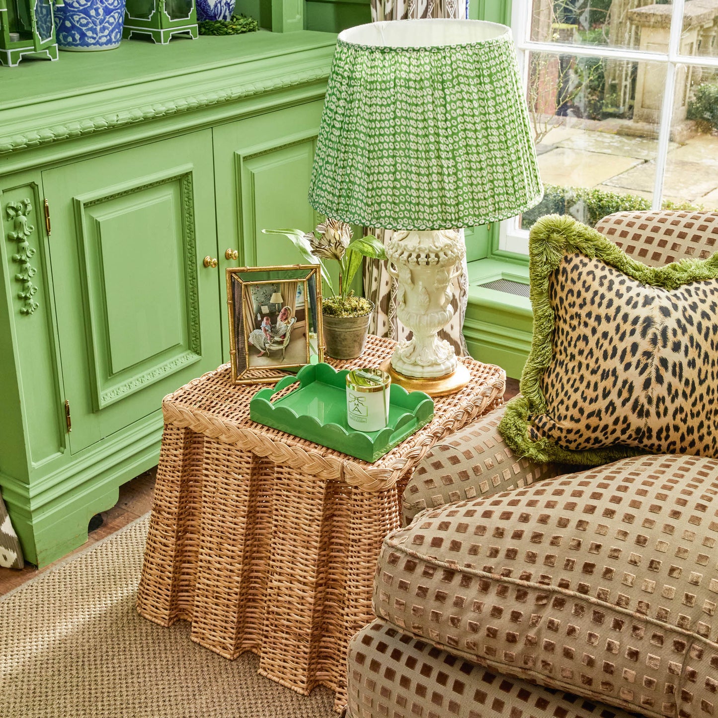 Green Lacquer Tray Set