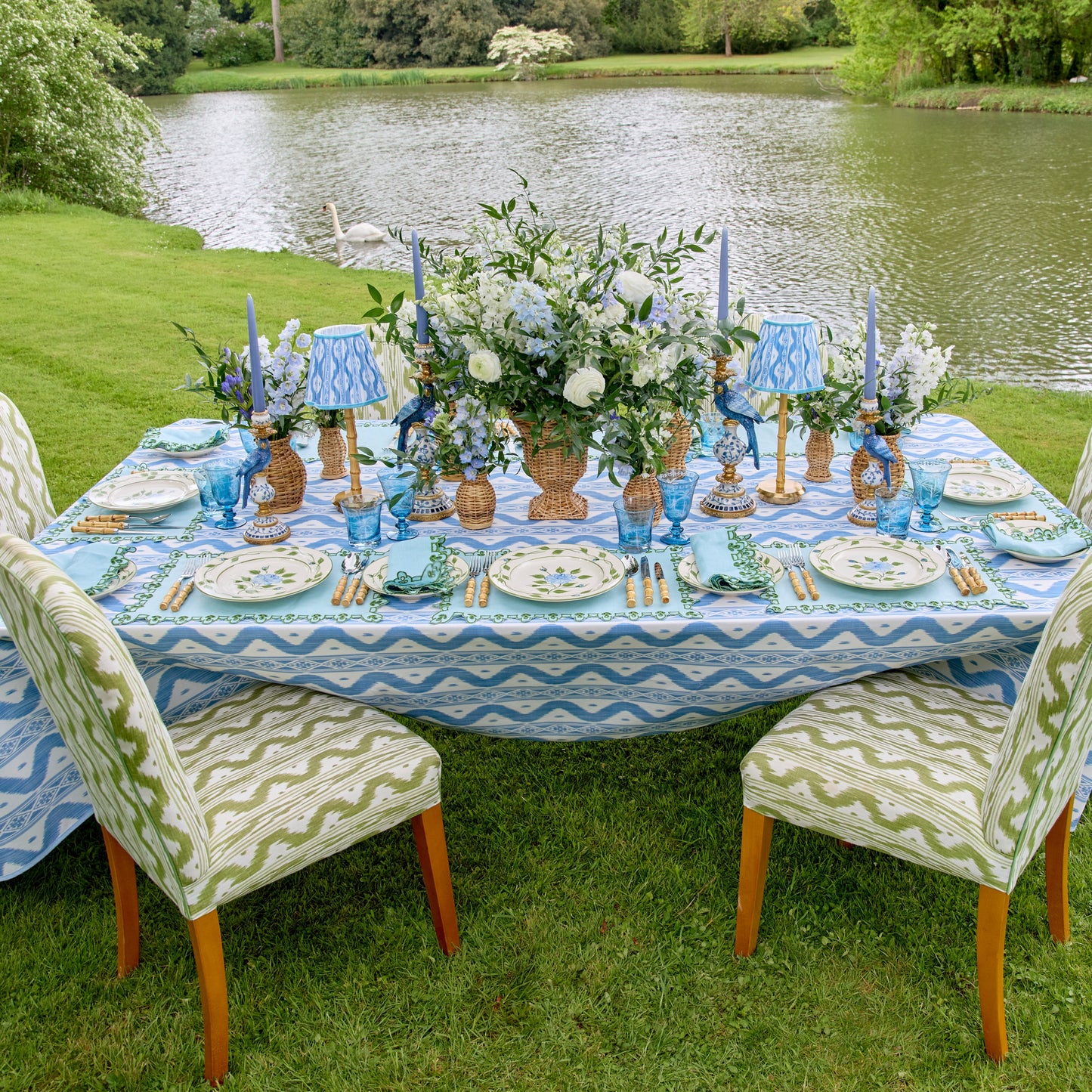 Blue Rose Bud Dinner Plate
