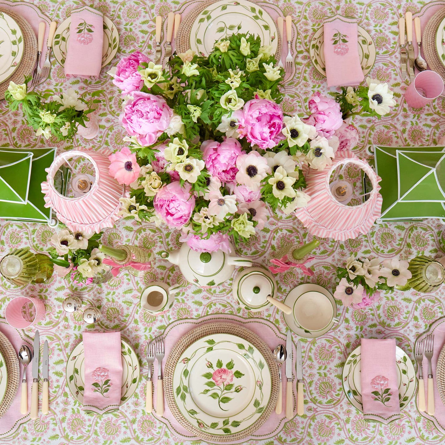 Rose Bud Dinner Plates (Set of 4)