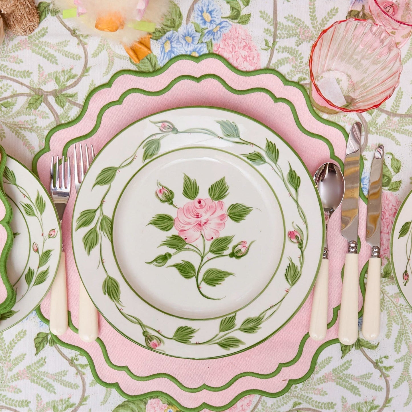 Rose Bud Dinner Plates (Set of 4)