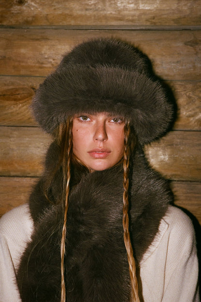 Snuggle Bucket - Mink